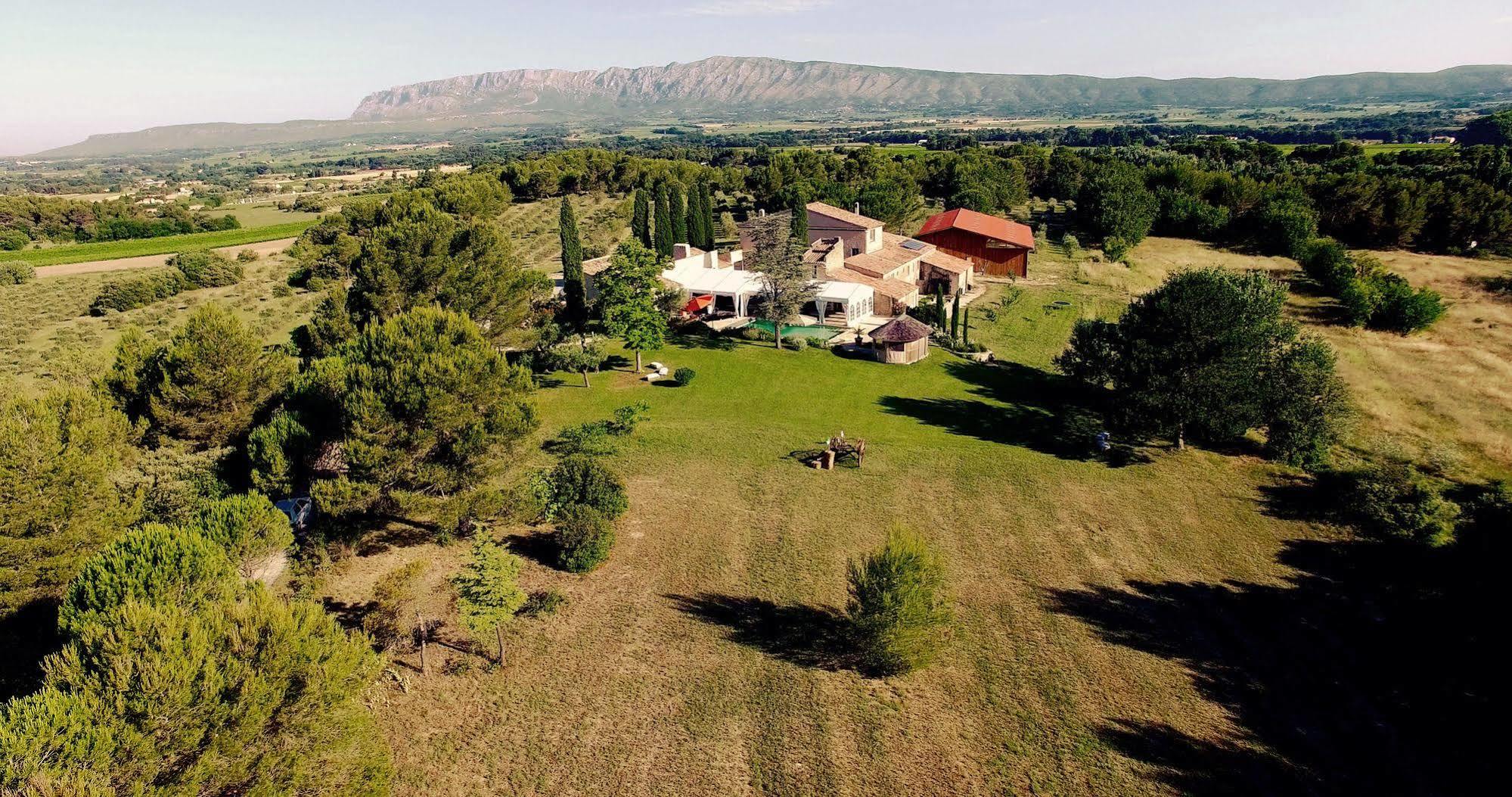 Готель Domaine De La Pomme Трец Екстер'єр фото
